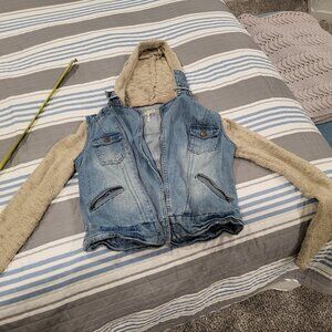 Jean vest with hooded sweater